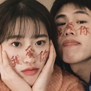 女生裸体××免费视频
